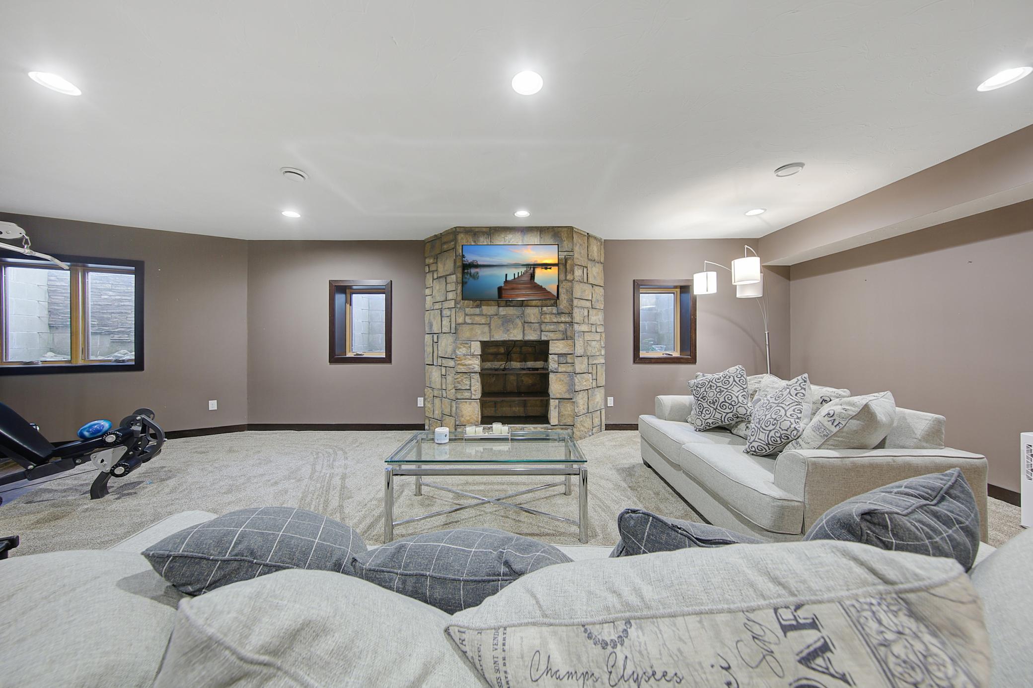 751 12th Street Bird Island, MN 55310 - Photo 43 of 58 Gallery Image 43