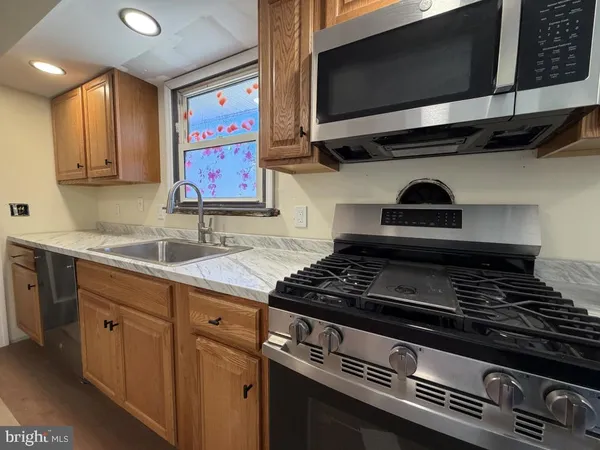 $3,700 | 322 Nicholson Road, Mount Ephraim, NJ 08059