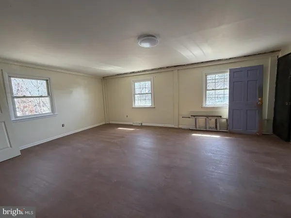 $3,700 | 322 Nicholson Road, Mount Ephraim, NJ 08059