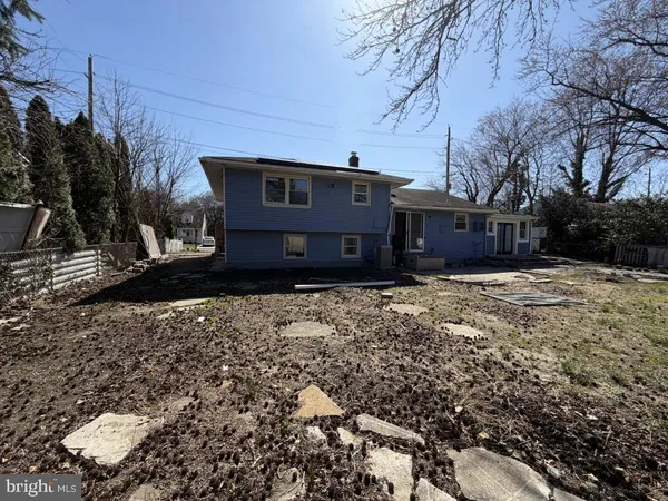 $3,700 | 322 Nicholson Road, Mount Ephraim, NJ 08059