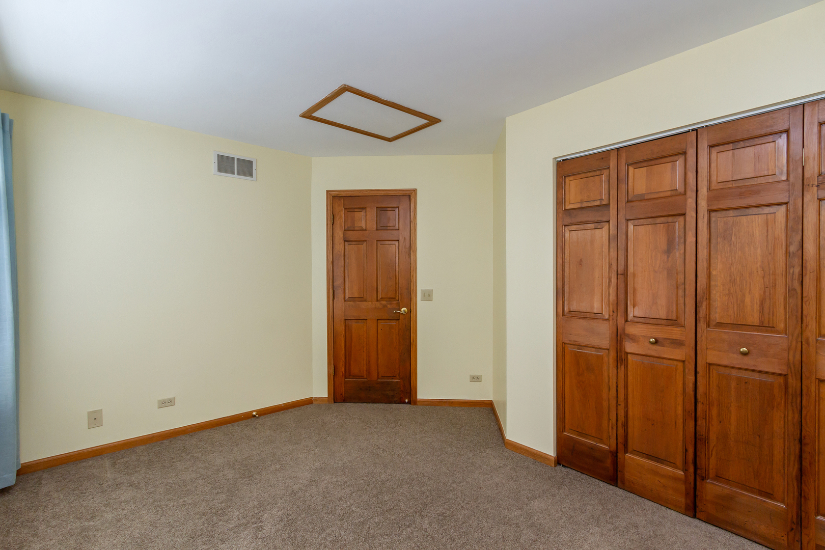 291 Nautical Way Elgin, IL 60123 - Photo 16 of 21