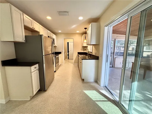 $1,850 | 730 17th Avenue, Vero Beach, FL 32962