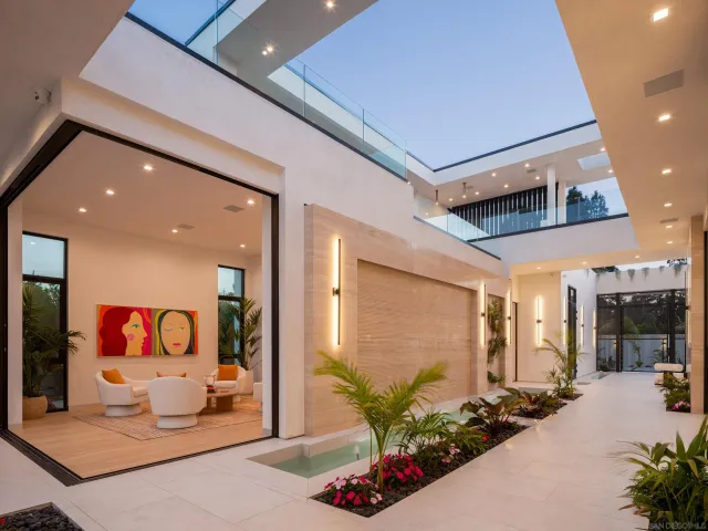 $18,500,000 | 6283 La Jolla Scenic S Drive, San Diego, CA 92037