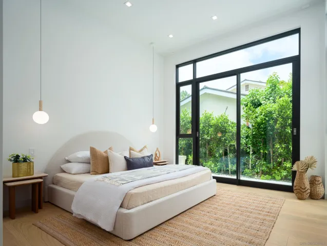 $18,500,000 | 6283 La Jolla Scenic S Drive, San Diego, CA 92037