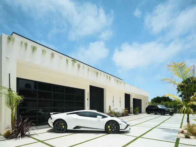 $18,500,000 | 6283 La Jolla Scenic S Drive, San Diego, CA 92037