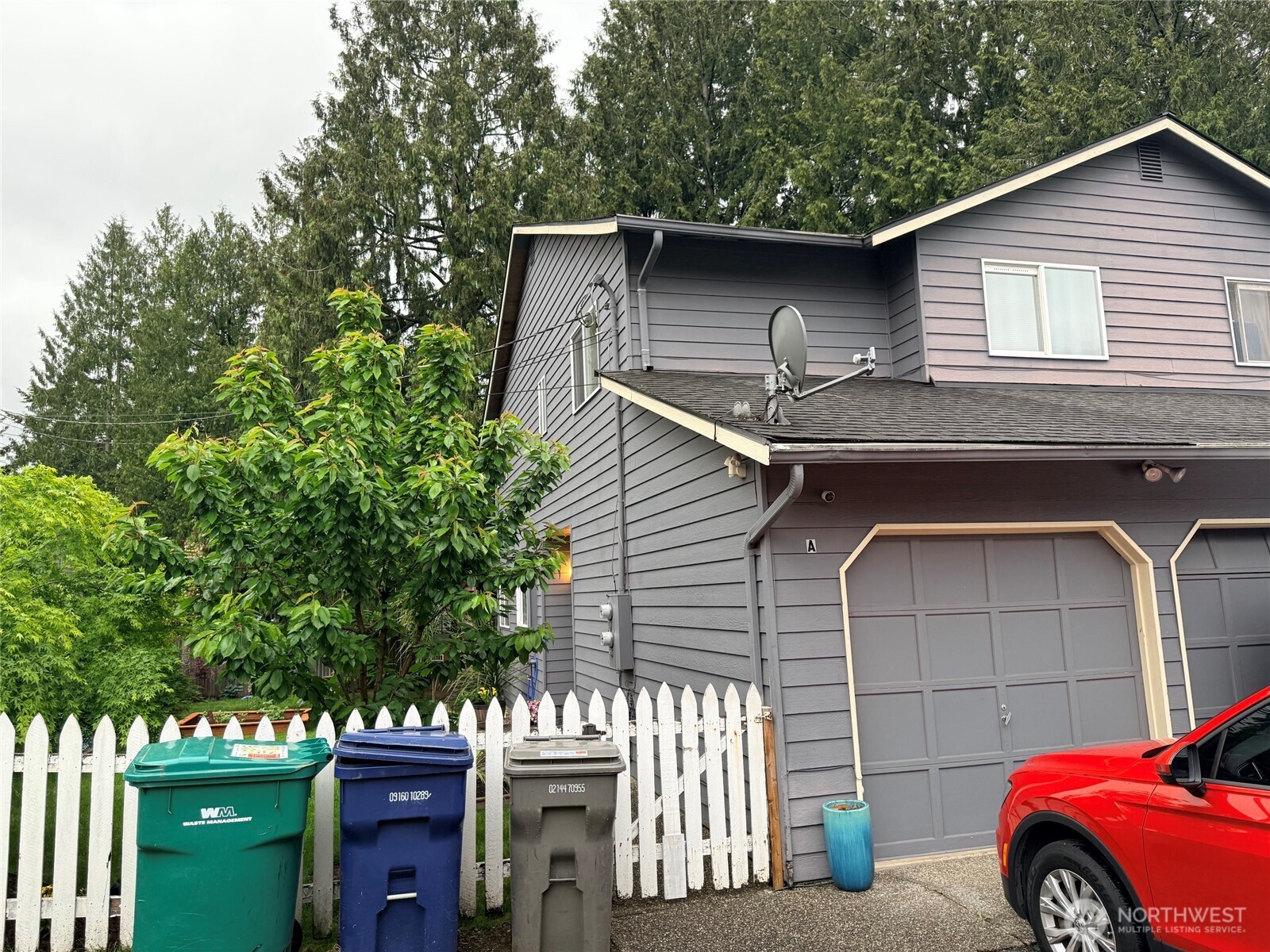 11707 Center Road Everett, WA 98204 - Photo 4 of 4
