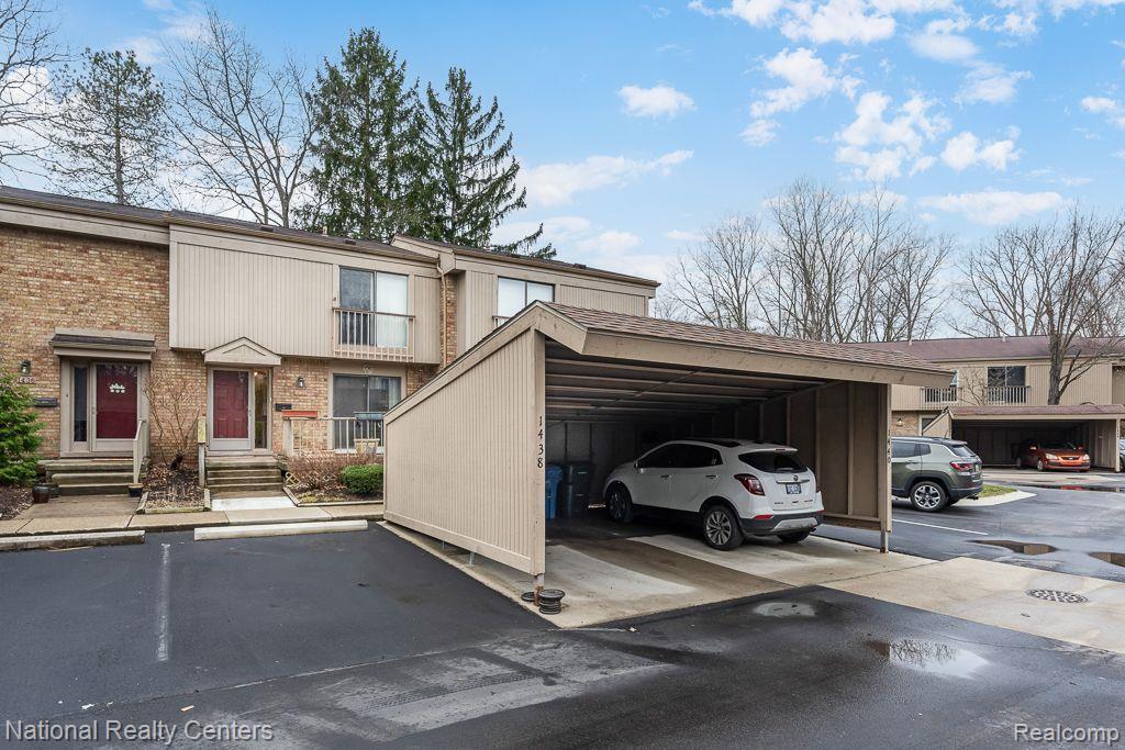 1438 Oakbrook Rochester Hills Rochester, MI 48307 - Photo 33 of 37