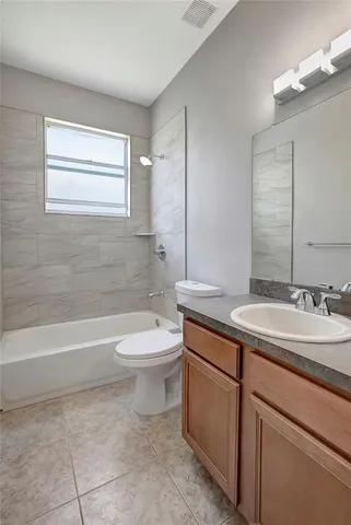 $339,900 | 7603 Wiltshire Park Place, Apollo Beach, FL 33572