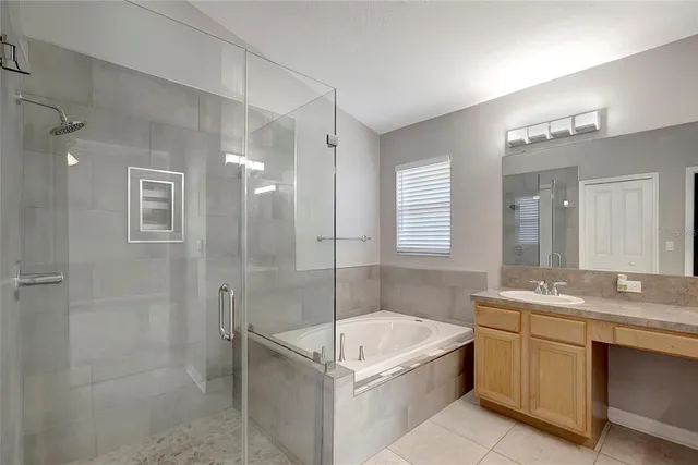 $339,900 | 7603 Wiltshire Park Place, Apollo Beach, FL 33572