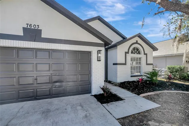 $339,900 | 7603 Wiltshire Park Place, Apollo Beach, FL 33572