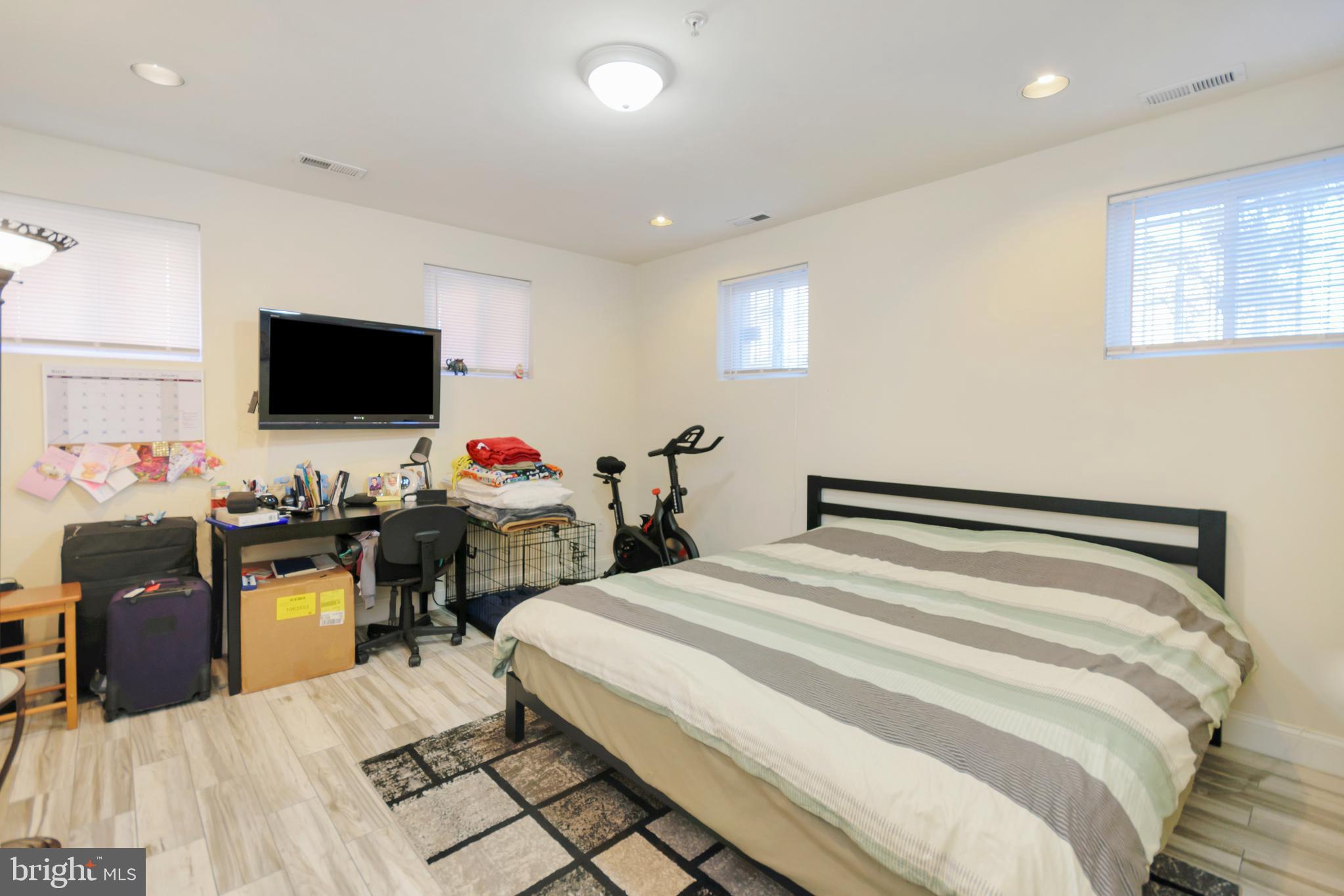 901 R Street Northwest, Unit 1 Washington, DC 20001 - Photo 11 of 15