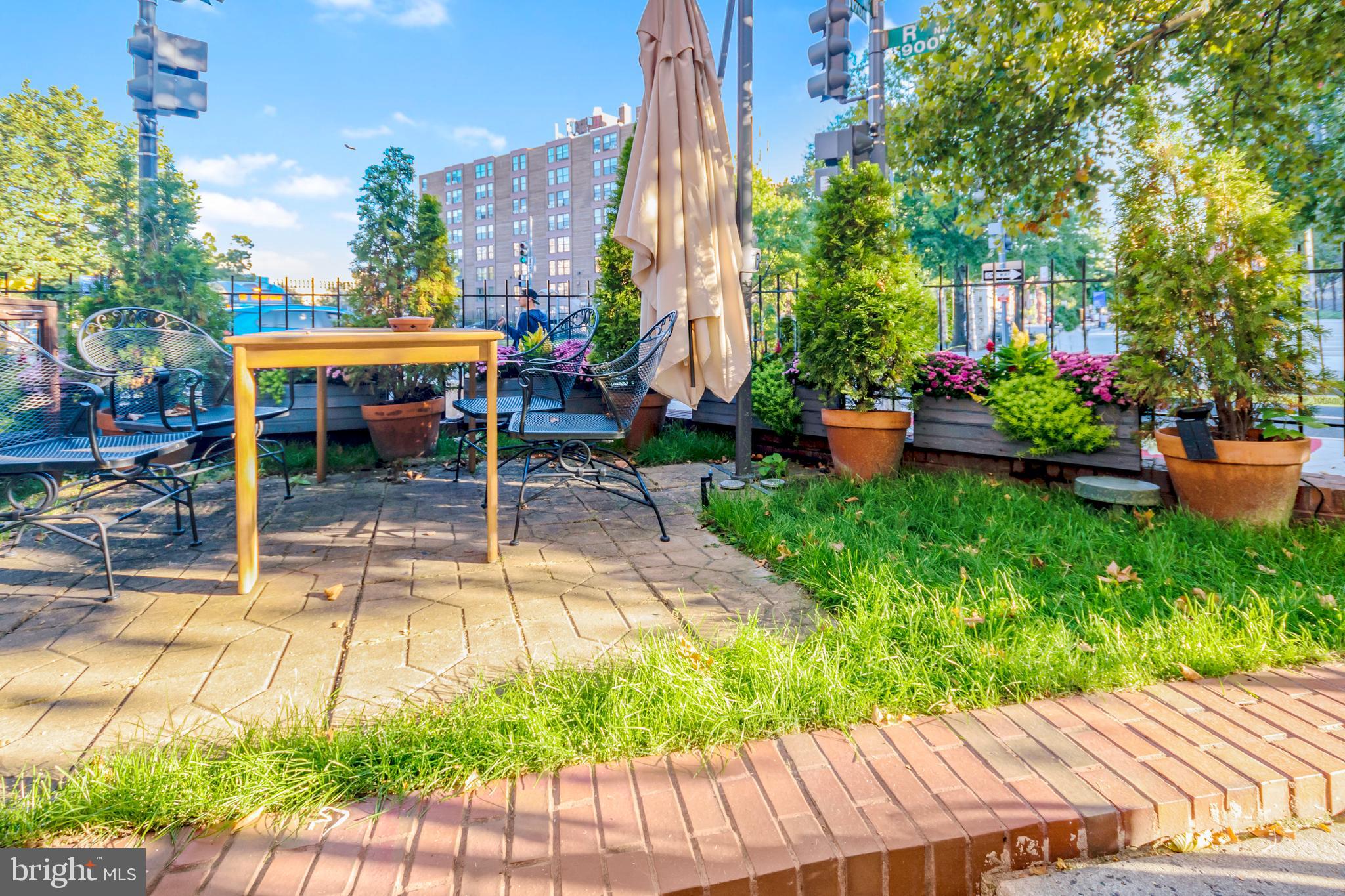 901 R Street Northwest, Unit 1 Washington, DC 20001 - Photo 12 of 15