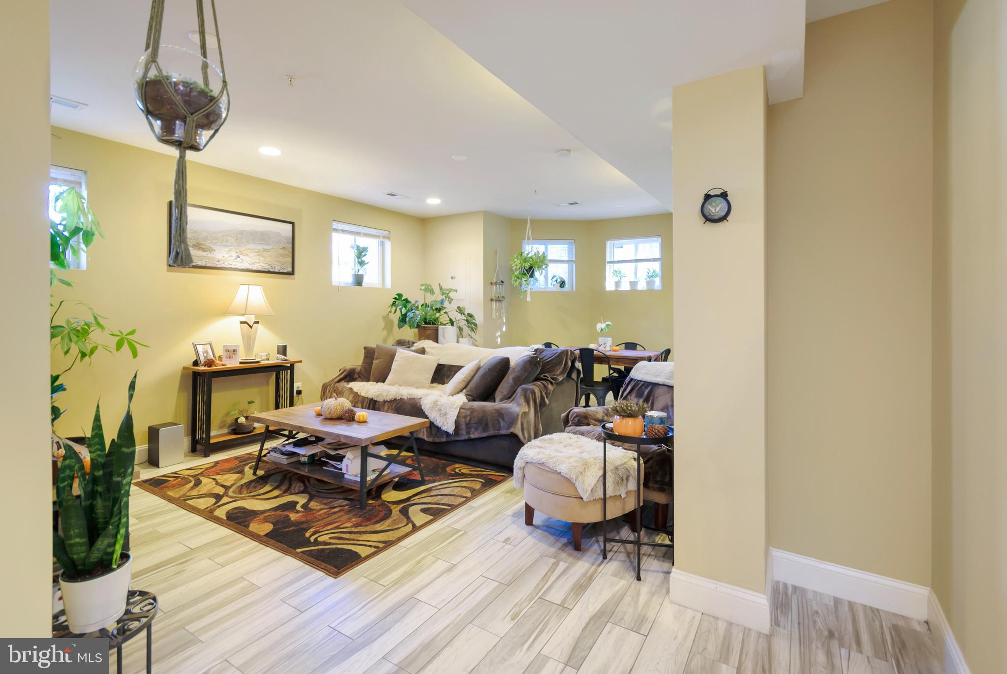 901 R Street Northwest, Unit 1 Washington, DC 20001 - Photo 4 of 15