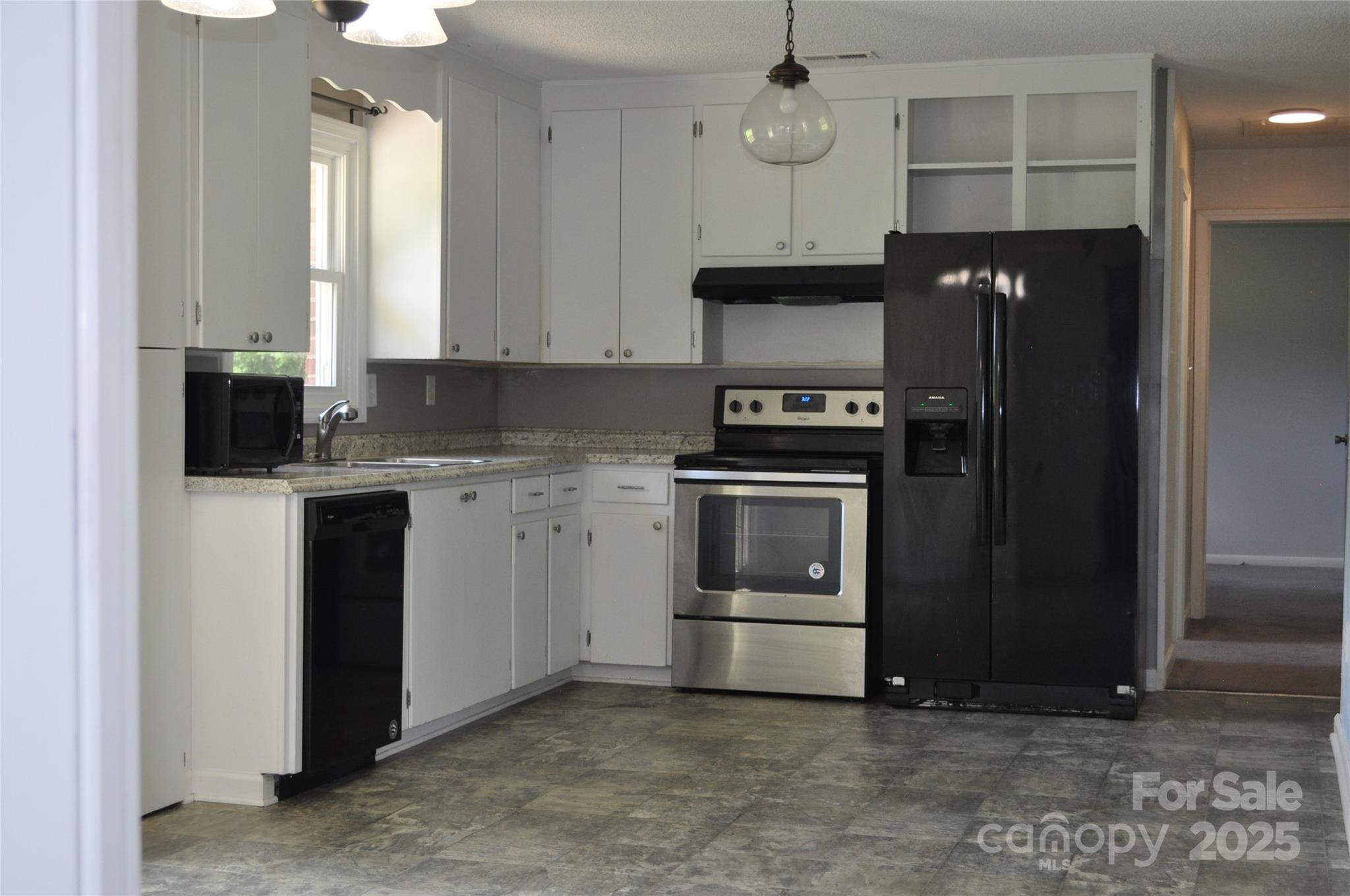 125 Heritage View Road Hickory, NC 28601 - Photo 13 of 24 Gallery Image 13