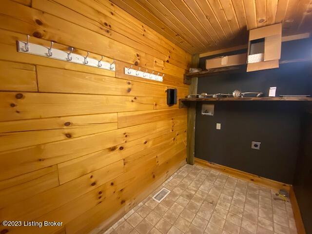 1856 Barnes Road Bardstown, KY 40004 - Photo 19 of 46 Laundry Room