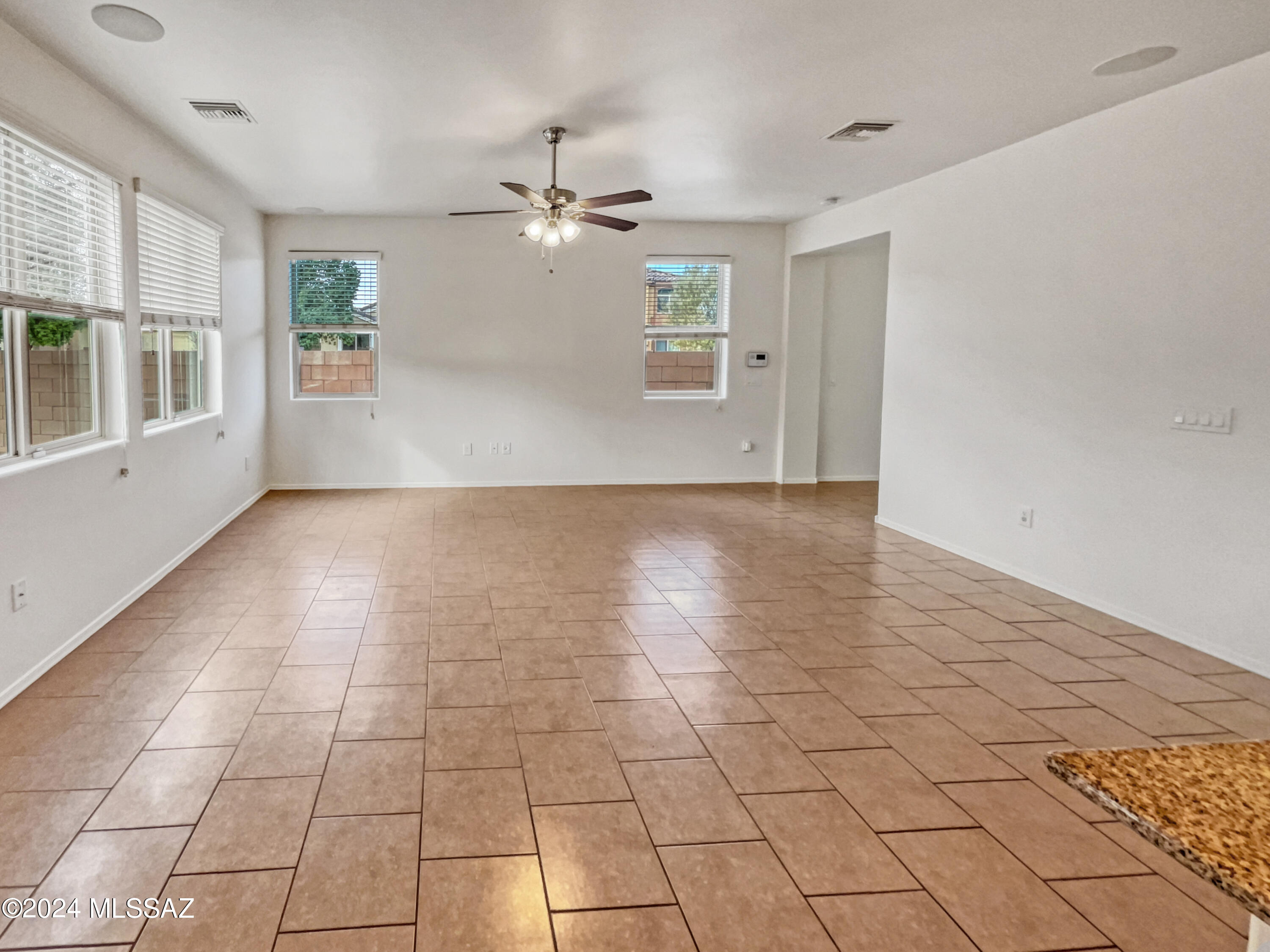 6730 Neptune Cove Road Tucson, AZ 85756 - Photo 7 of 20