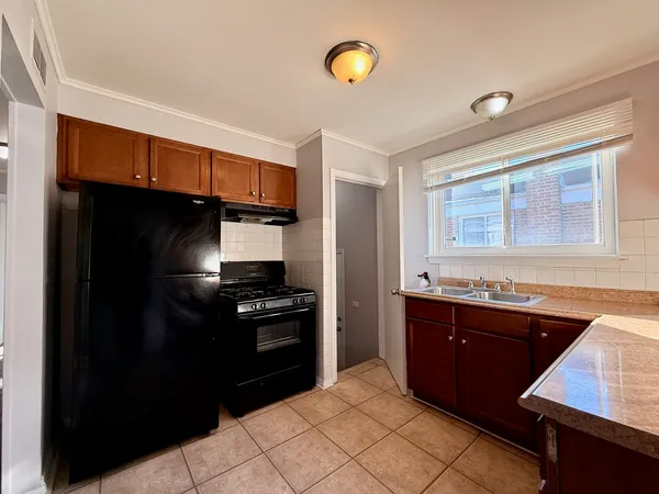 $186,000 | 14525 Dobson Avenue, Dolton, IL 60419