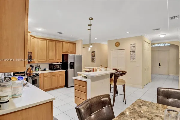 $5,800 | 1451 Southwest 52nd Way, Plantation, FL 33317