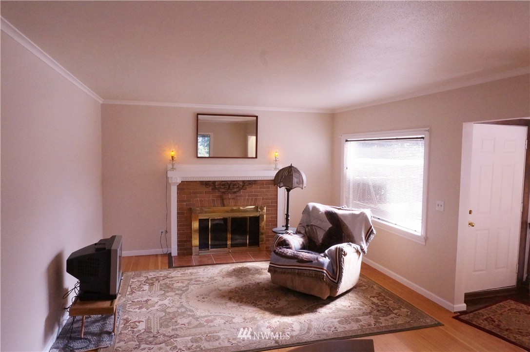 7238 South Langston Road Seattle, WA 98178 - Photo 8 of 24 Gallery Image 8