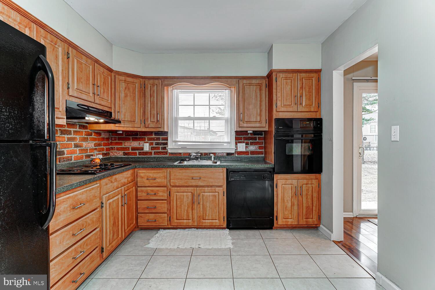 5 Roxbury Court Newark, DE 19711 - Photo 11 of 34 Gallery Image 11
