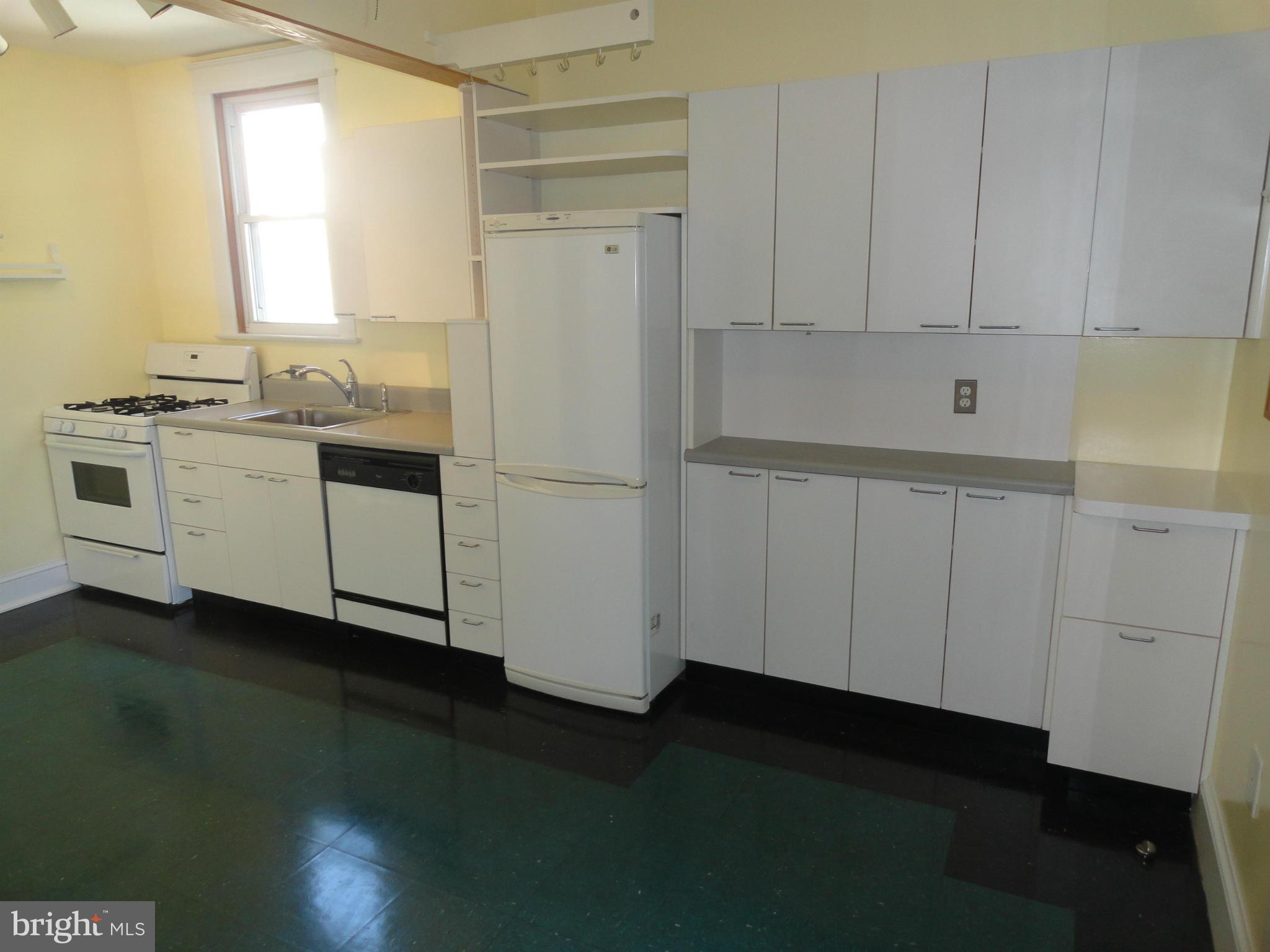3102 Windom Road Mount Rainier, MD 20712 - Photo 9 of 30 Kitchen