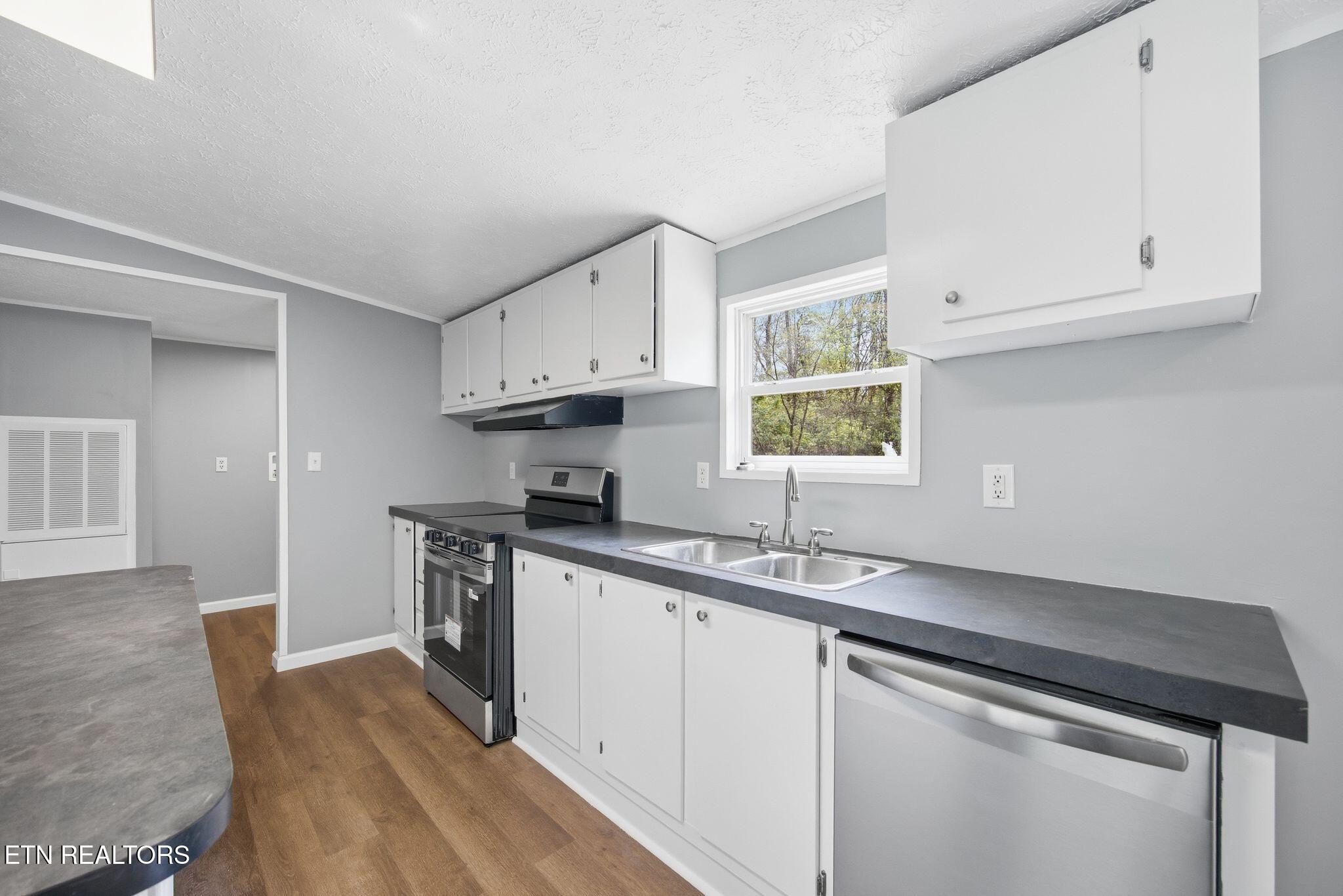 10954 Eustice Road Soddy Daisy, TN 37379 - Photo 9 of 32 rp2604031-1011