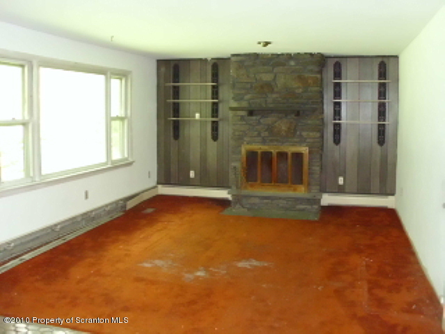 50 Marshbrook Road Dalton, PA 18414 - Photo 6 of 17 Gallery Image 6