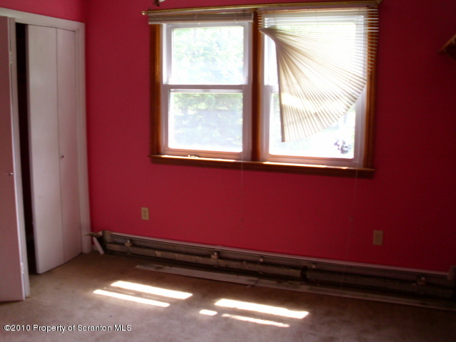 50 Marshbrook Road Dalton, PA 18414 - Photo 8 of 17 Gallery Image 8