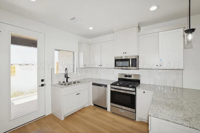 $1,895 | 10424 Tierra Santa Drive, Unit B, Amarillo, TX 79119