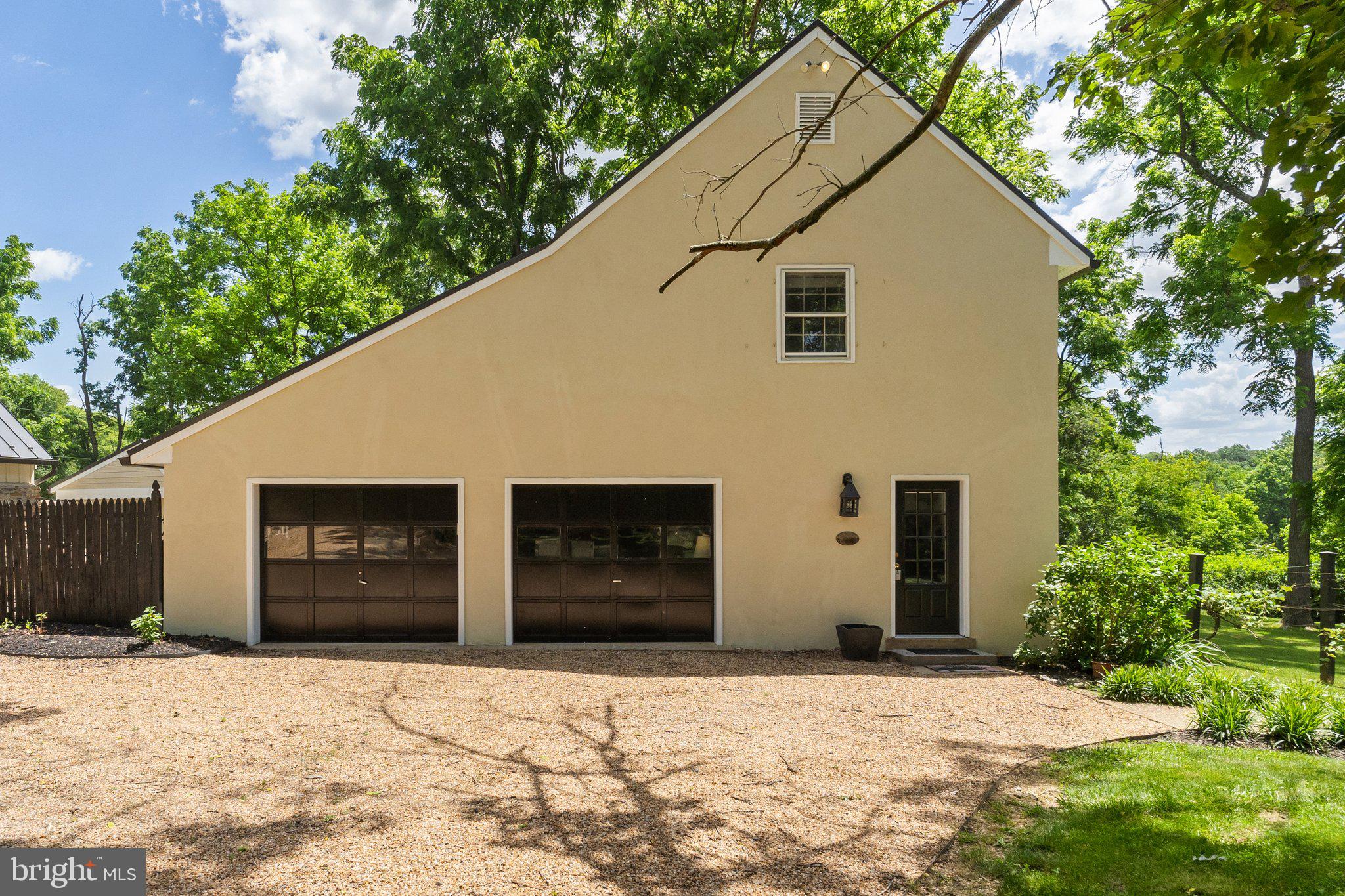 21056 Beaverdam Bridge Road Middleburg, VA 20117 - Photo 72 of 109 Detached 2 Car Garage with Loft and Cottage