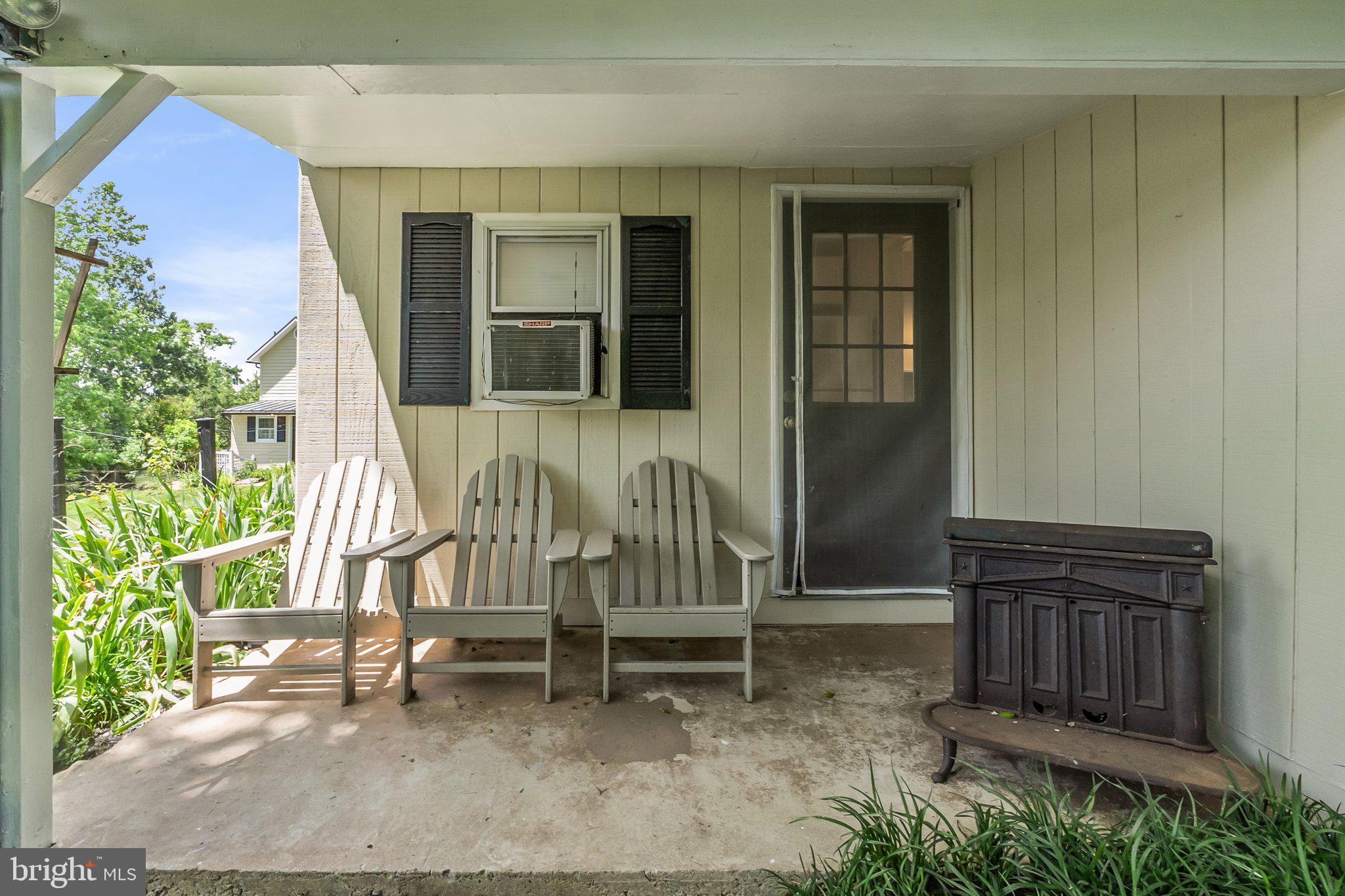 21056 Beaverdam Bridge Road Middleburg, VA 20117 - Photo 82 of 109 Rear Porch of Cottage