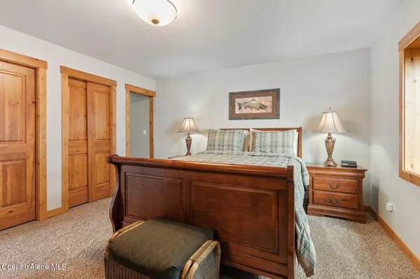 $3,600,000 | 2537 Lakeshore Drive, Sagle, ID 83860