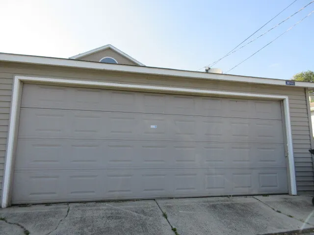 $294,900 | 11761 South Vincennes Avenue, Chicago, IL 60643