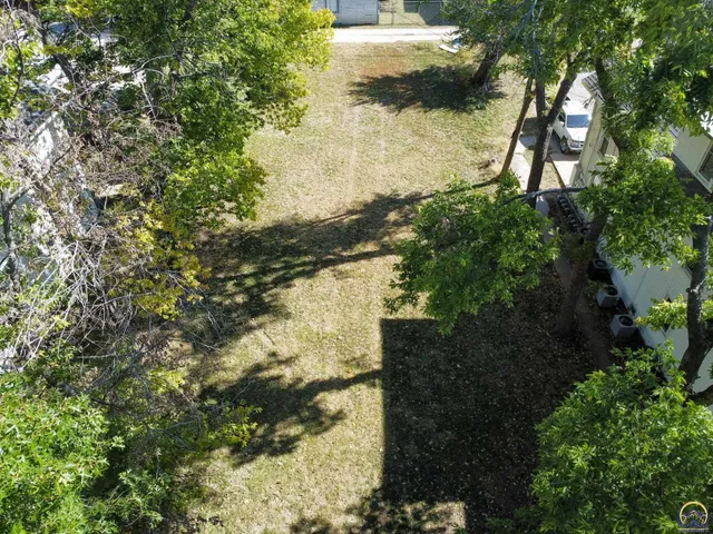 $25,000 | 820 Congress Street, Emporia, KS 66801