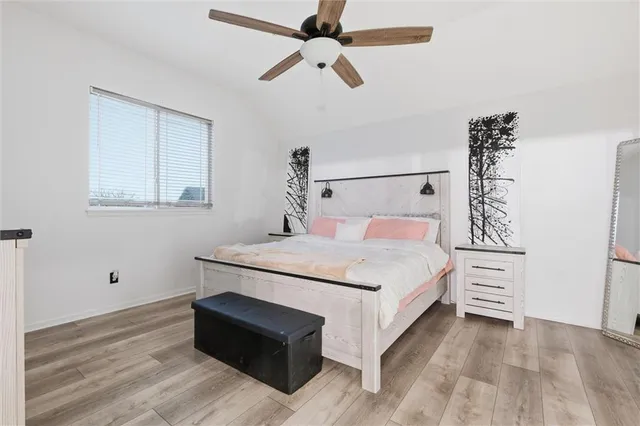 $485,000 | 313 Southwest Eagles Ridge Drive, Blue Springs, MO 64014