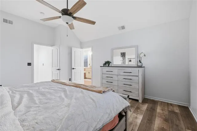 $485,000 | 313 Southwest Eagles Ridge Drive, Blue Springs, MO 64014