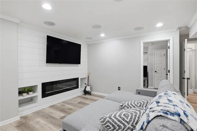 $485,000 | 313 Southwest Eagles Ridge Drive, Blue Springs, MO 64014