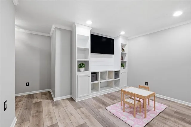 $485,000 | 313 Southwest Eagles Ridge Drive, Blue Springs, MO 64014