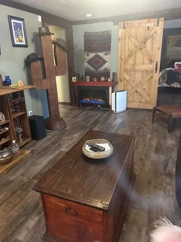 $2,350 | 13810 Byars Road, Grandview, MO 64030