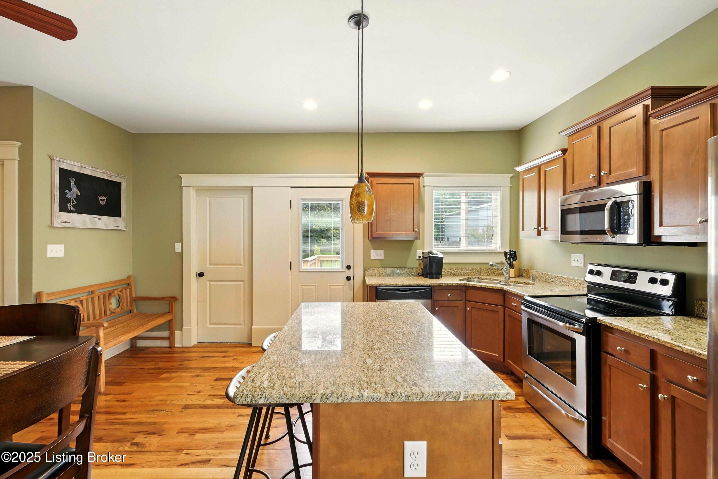 108 Evergreen Road Louisville, KY 40243 - Photo 16 of 44 108evergreen_louisvillerealestatemedia_0