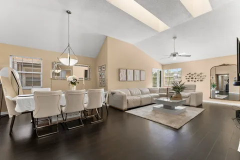 $525,000 | 5359 Buckhead Circle, Unit 2031, Boca Raton, FL 33431