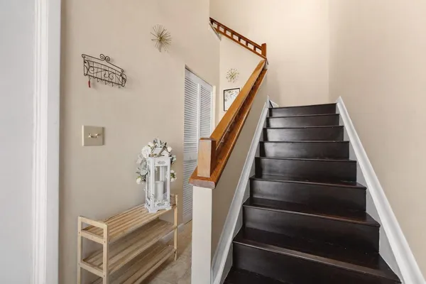 a view of entryway