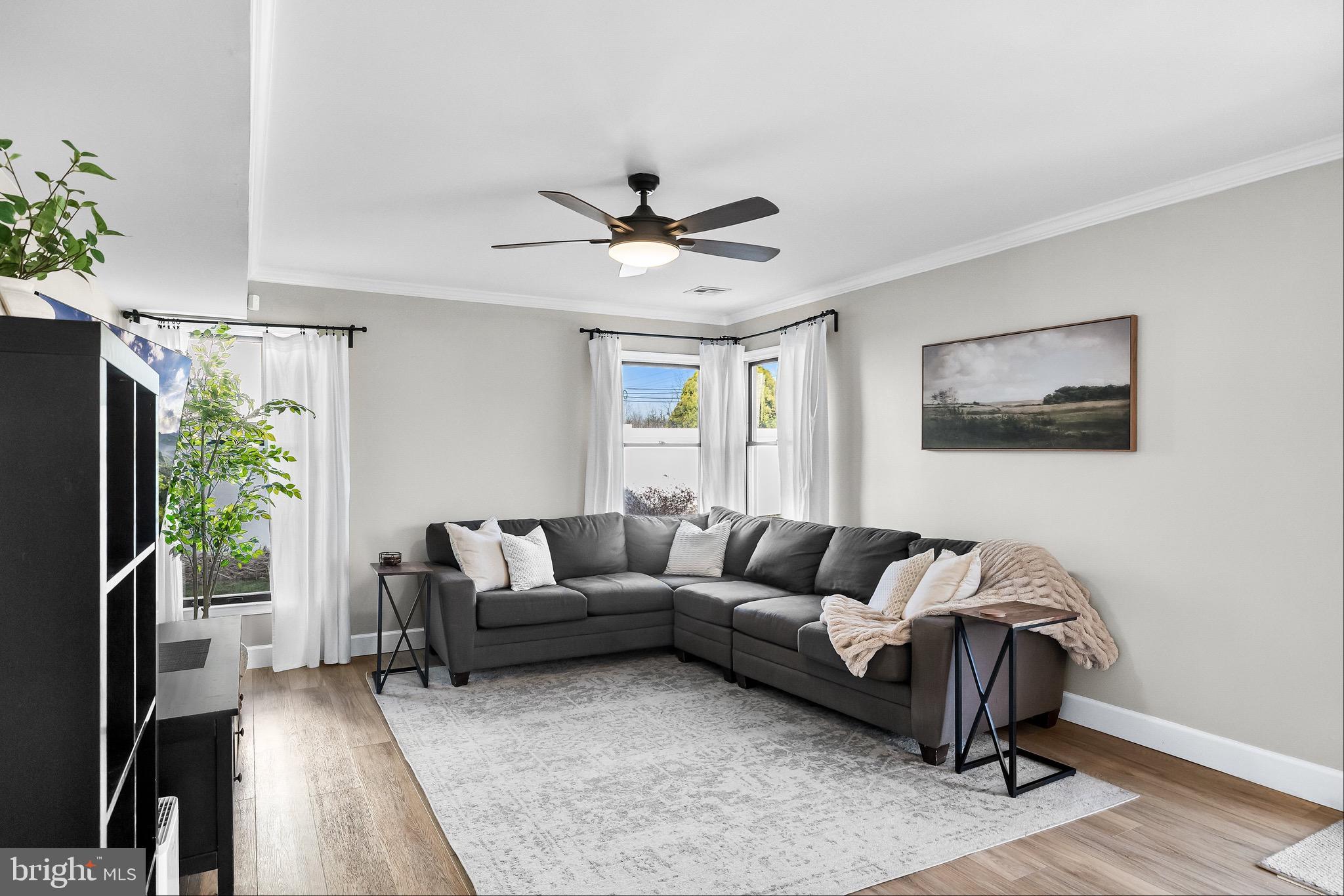 54 Manchester Road Mount Holly, NJ 08060 - Photo 11 of 53 Family room