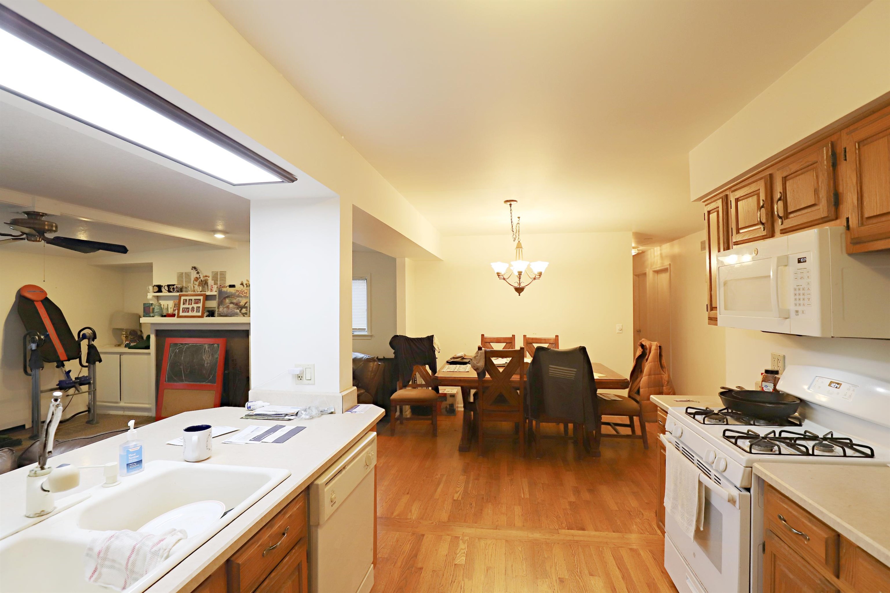 1333 North Seymour Road Flushing, MI 48433 - Photo 11 of 25 50161124-191bd6e0-72aa-4229-8638-22fad5000ef6.JPG