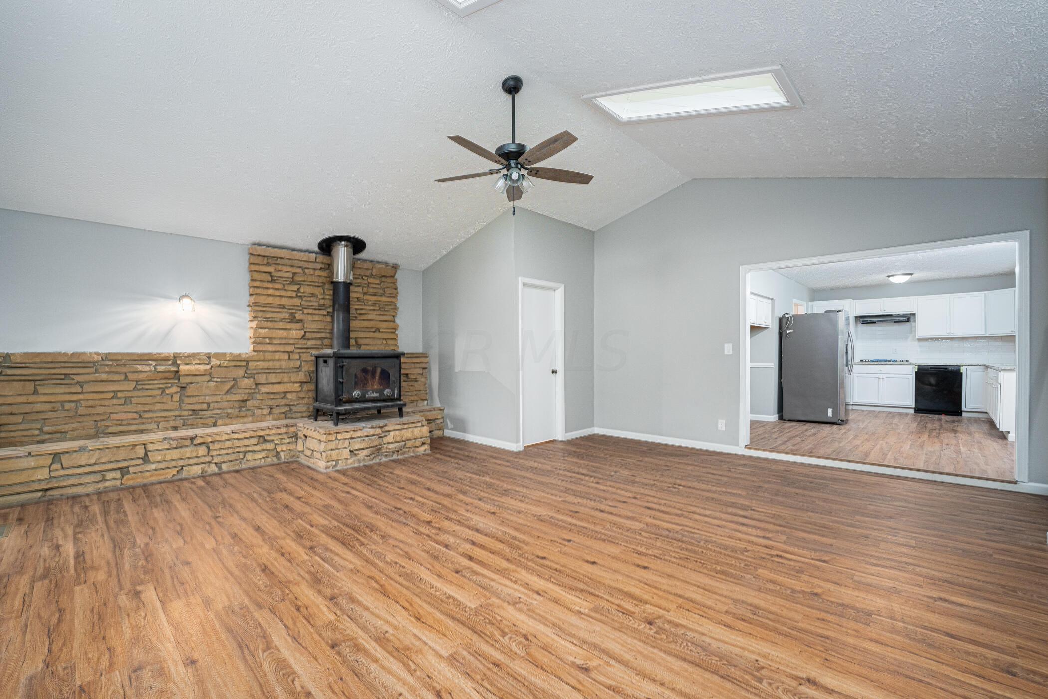 1625 Jackson Road Columbus, OH 43223 - Photo 29 of 36 1625 Jackson rd Columbus OH 43223_045