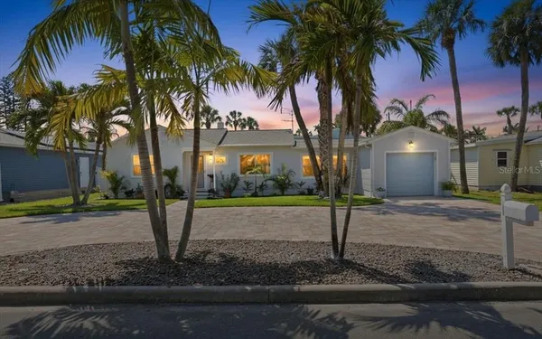 $799,000 | 221 41st Avenue, St. Pete Beach, FL 33706