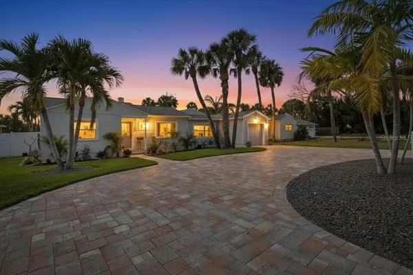 $799,000 | 221 41st Avenue, St. Pete Beach, FL 33706