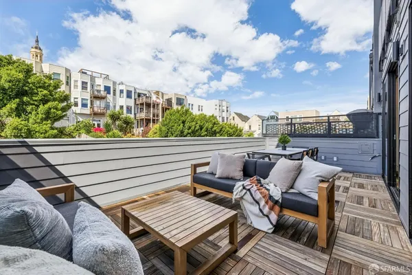 $2,349,000 | 2160 Hayes Street, Unit 2, San Francisco, CA 94117