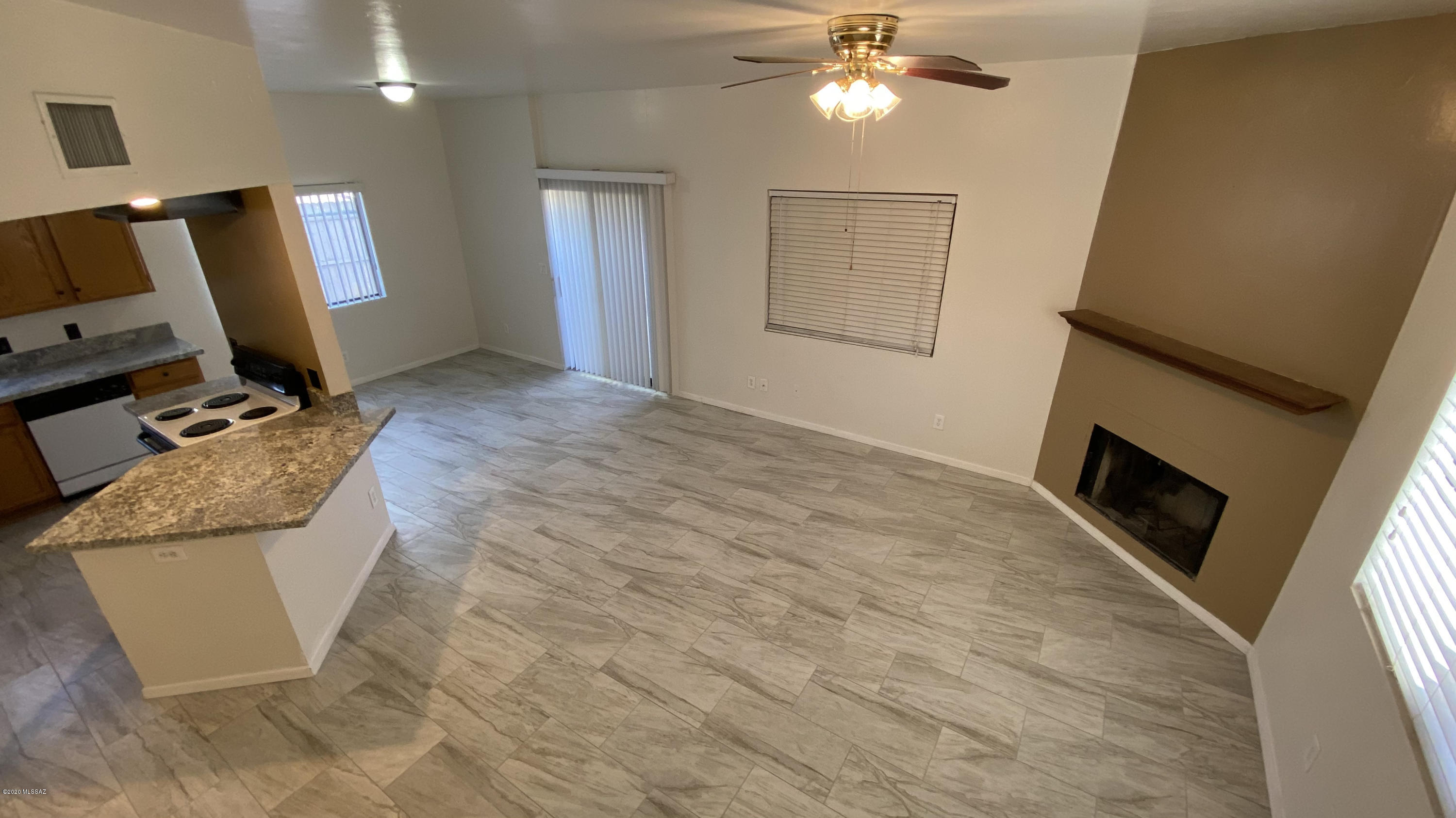 838 West Thurber Road Tucson, AZ 85705 - Photo 1 of 24