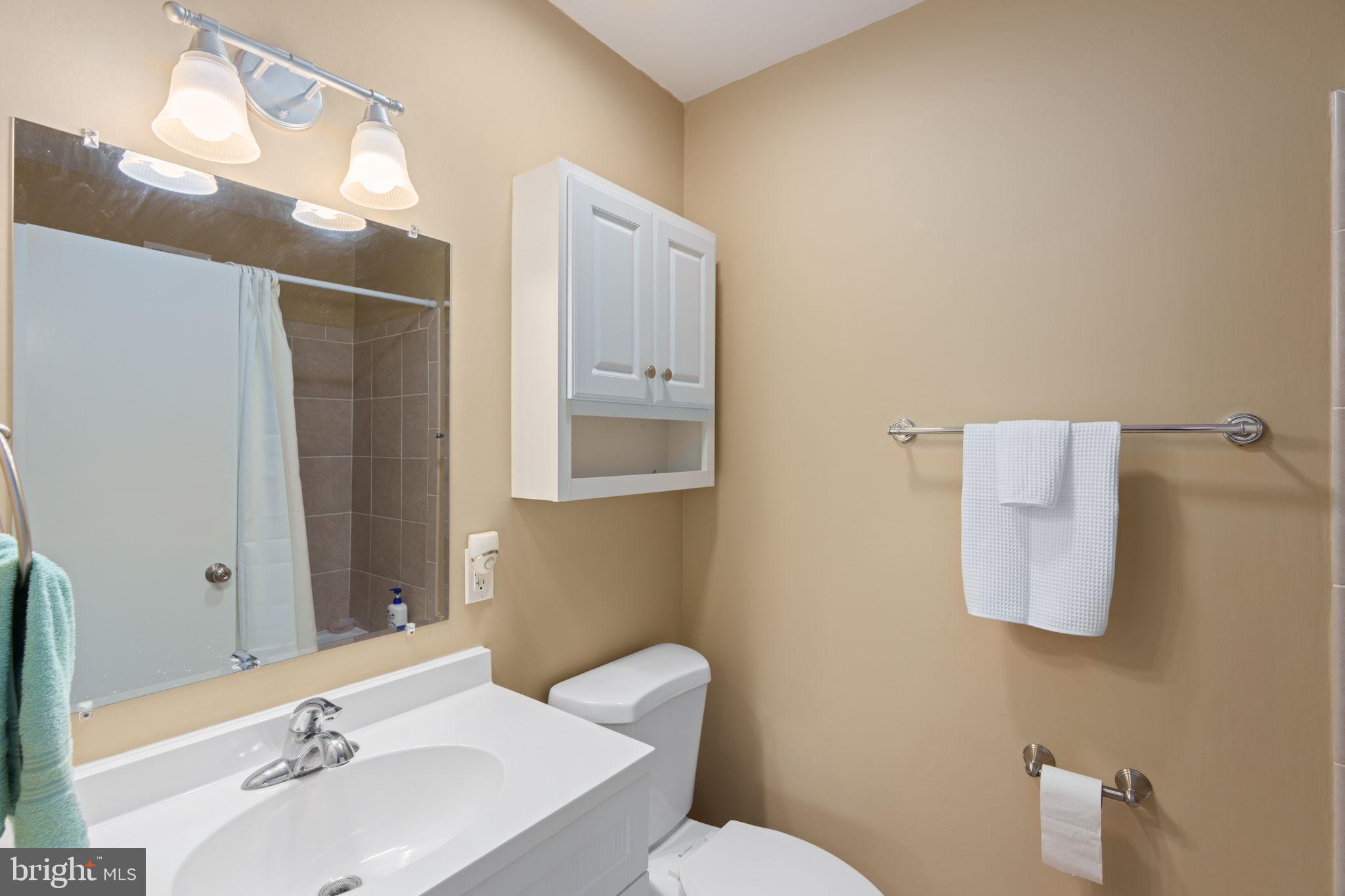 1001 Mueller Road Warminster, PA 18974 - Photo 30 of 39 Updated hall bath